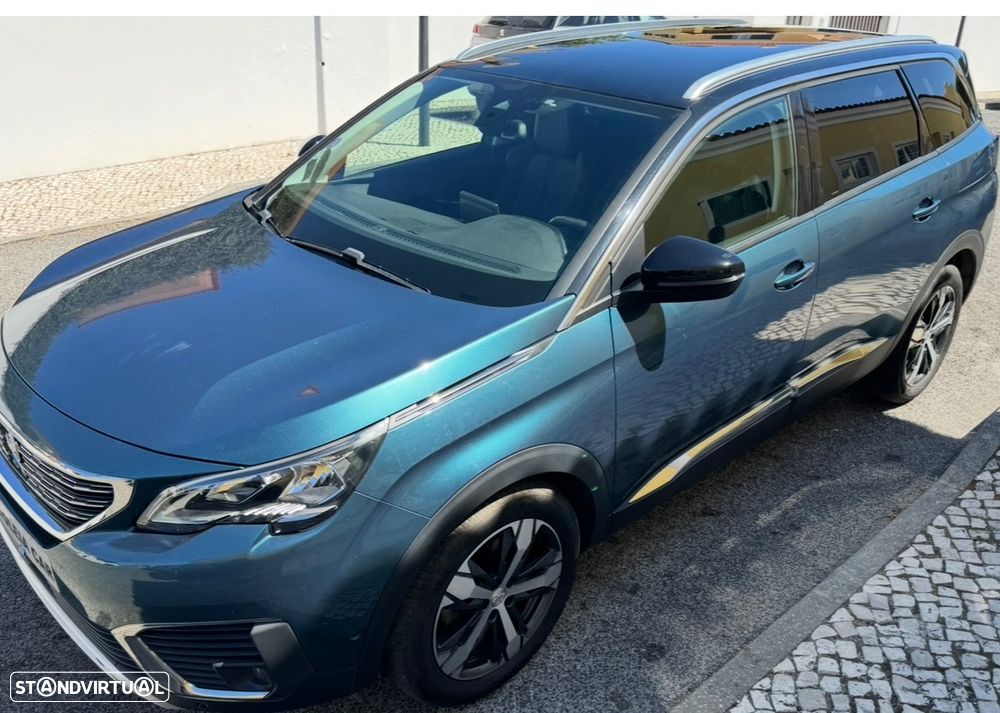 Peugeot 5008 1.2 PureTech Allure Grip Control - 1