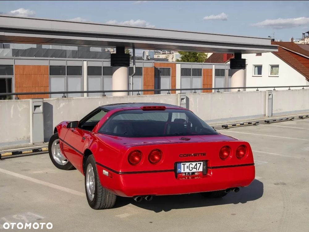 Chevrolet Corvette - 29