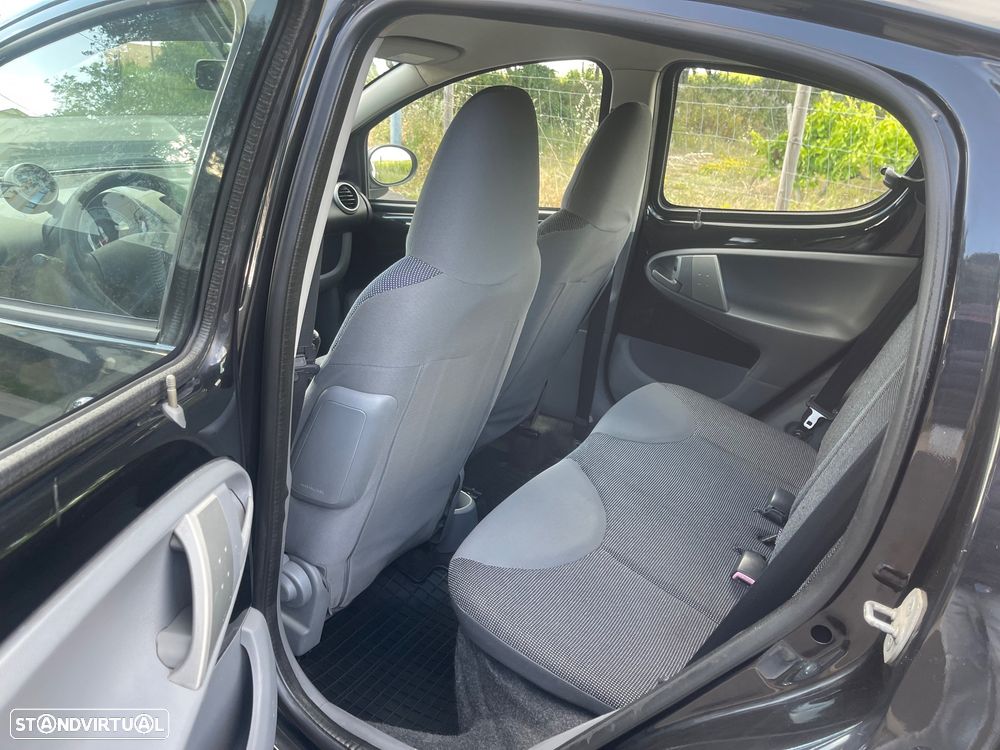 Peugeot 107 1.4 HDi Trendy - 8