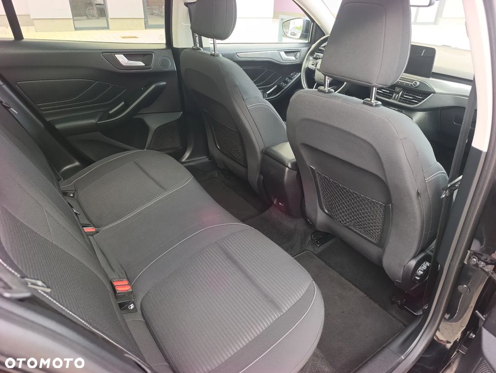 Ford Focus 1.5 EcoBlue STart-Stopp-System TITANIUM X - 17