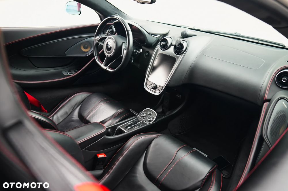 McLaren 570 GT - 5