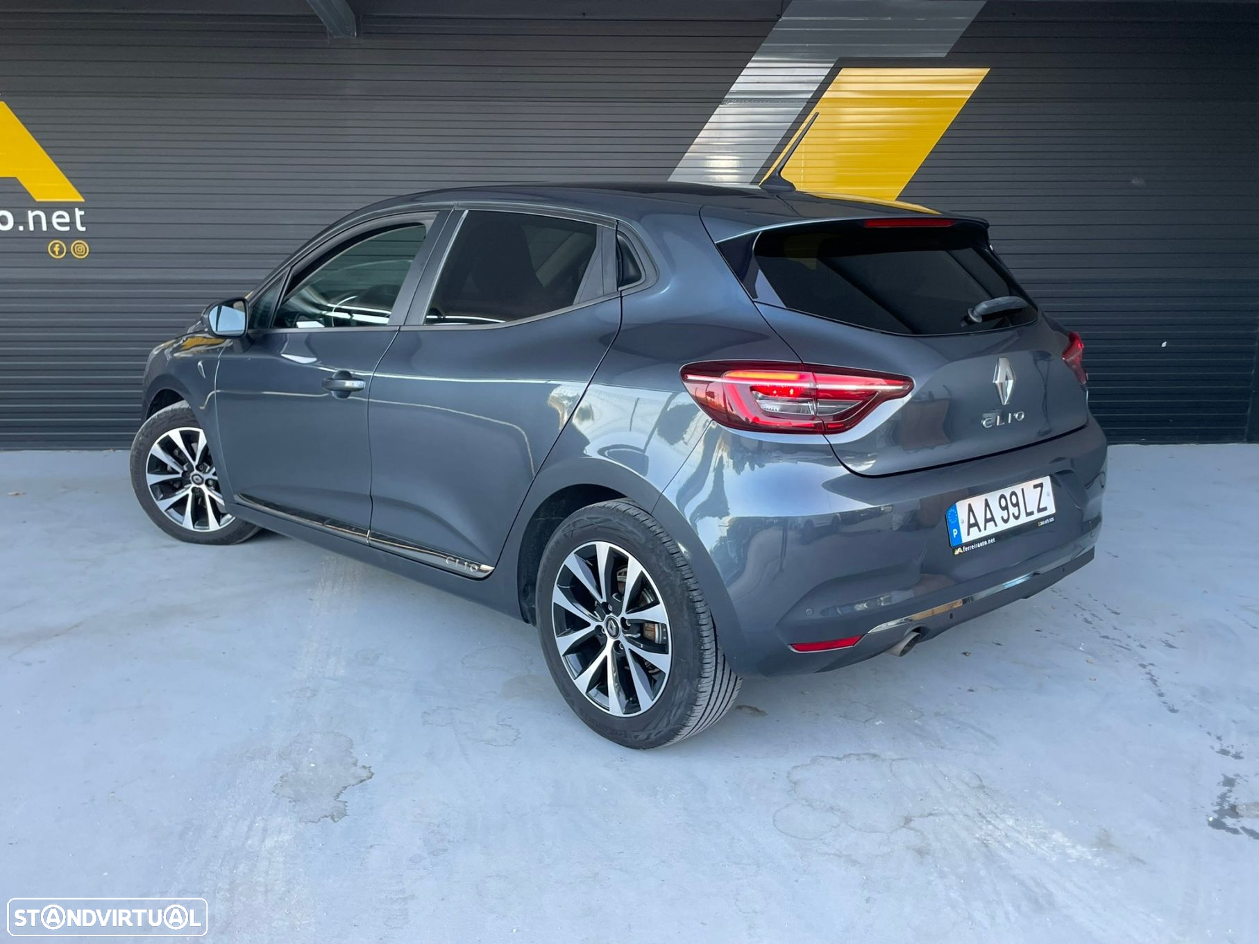 Renault Clio 1.5 Blue dCi Intens - 2