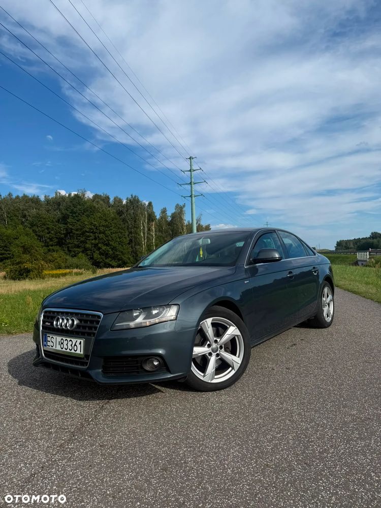 Audi A4 Limousine - 4