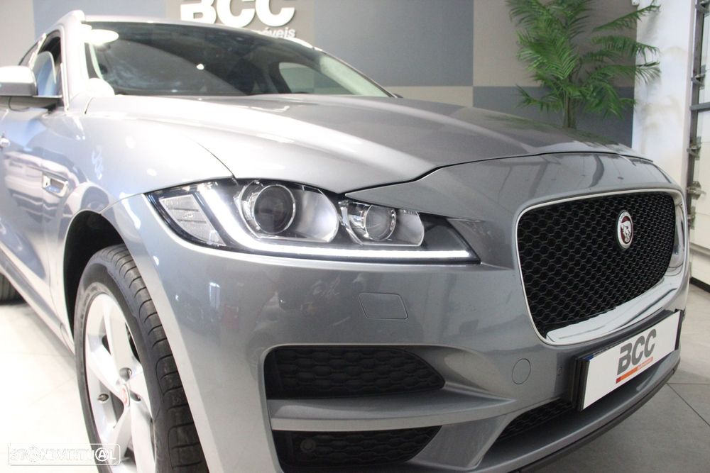 Jaguar F-Pace 2.0 i4D R-Sport AWD Aut. - 7