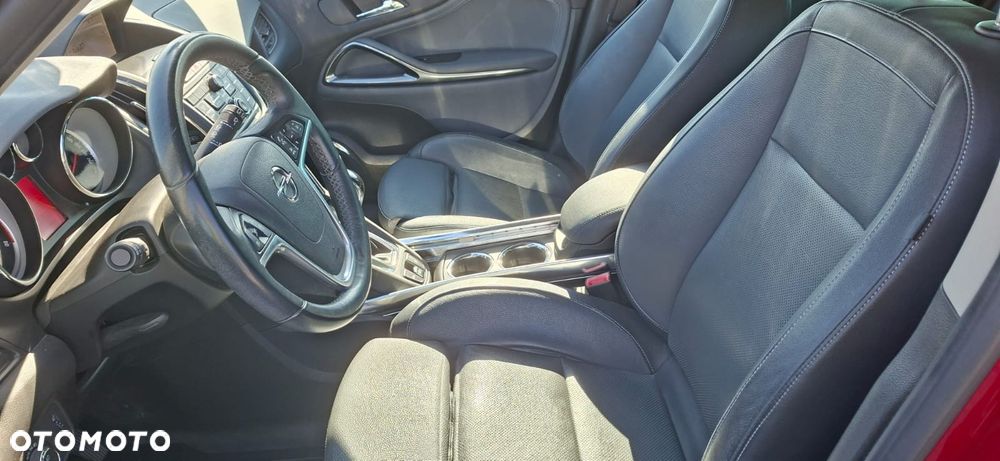 Opel Zafira Tourer 1.6 SIDI Turbo Innovation - 9