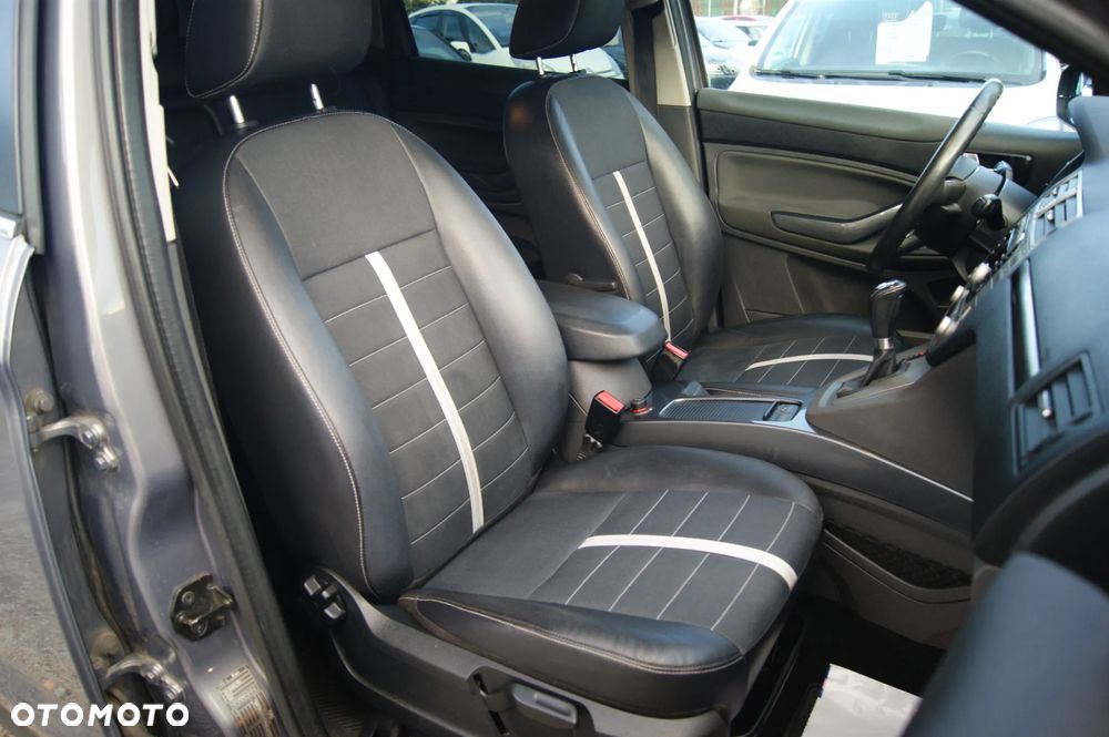 Ford Kuga 2.0 TDCi 4WD Titanium - 37