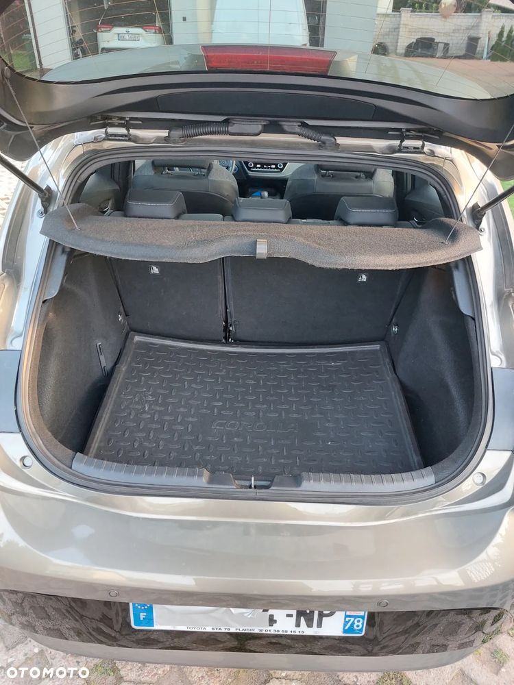 Toyota Corolla 1.8 Hybrid Comfort - 16