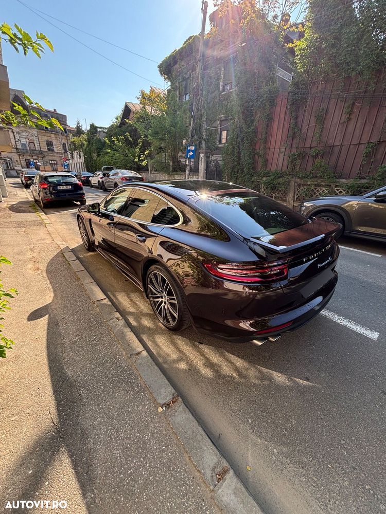Porsche Panamera 4S - 6