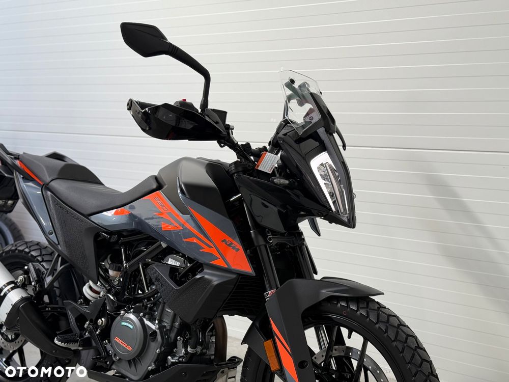 KTM Adventure - 8