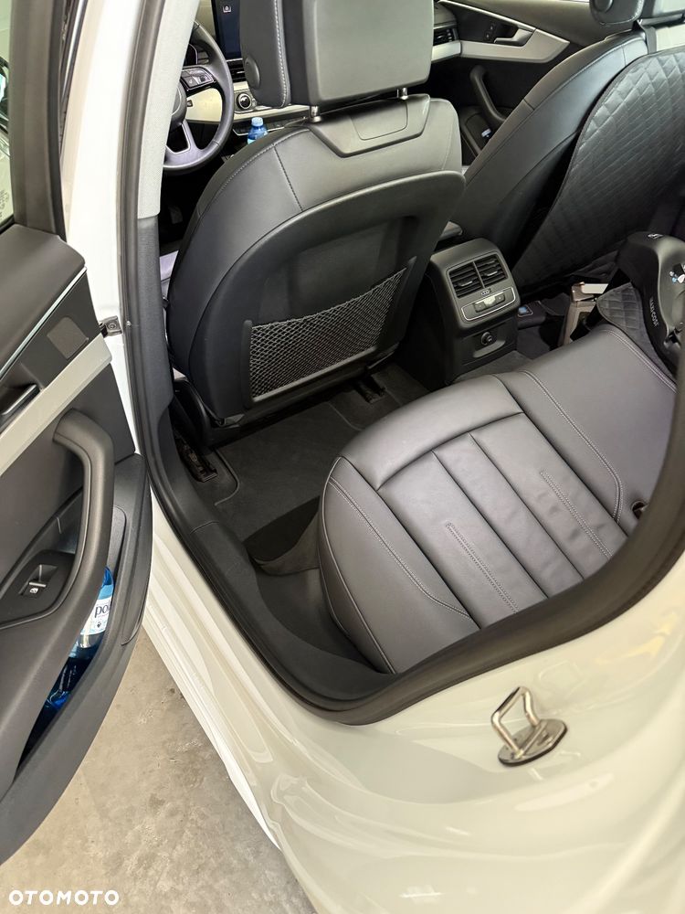 Audi A4 Limousine 45 TFSI quattro S tronic advanced - 15