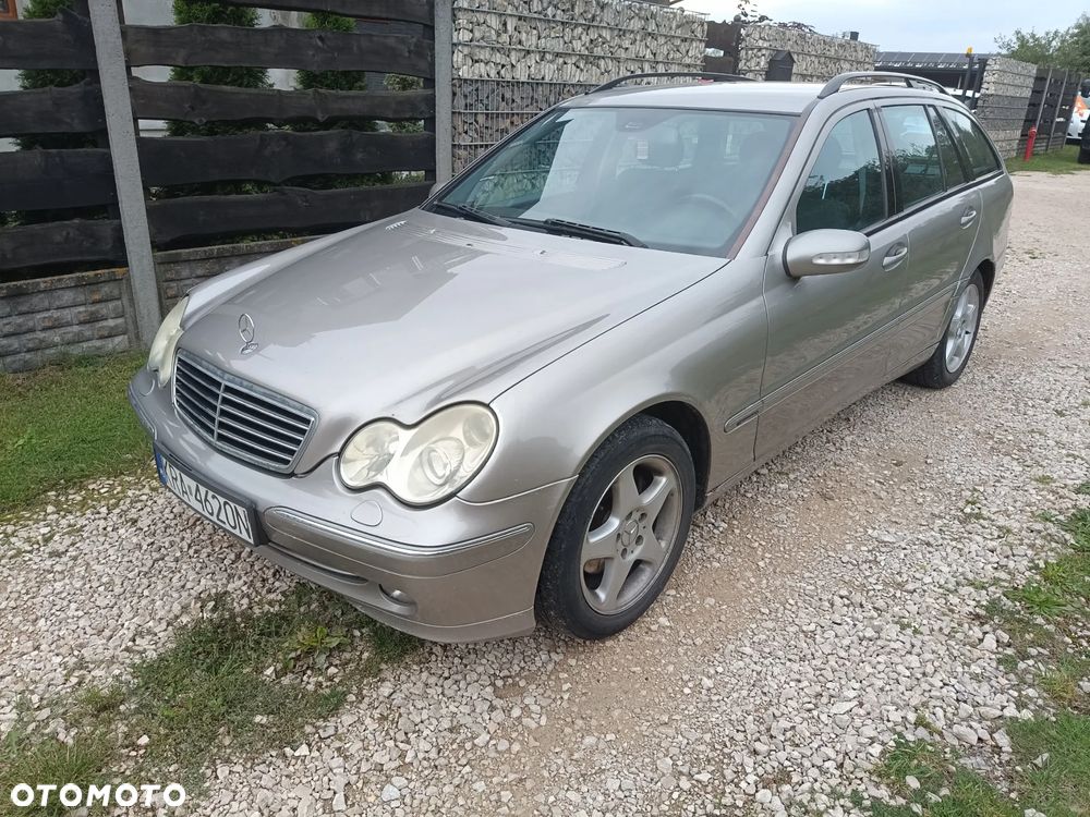 Mercedes-Benz Klasa C 200 T Kompr Avantgarde - 18