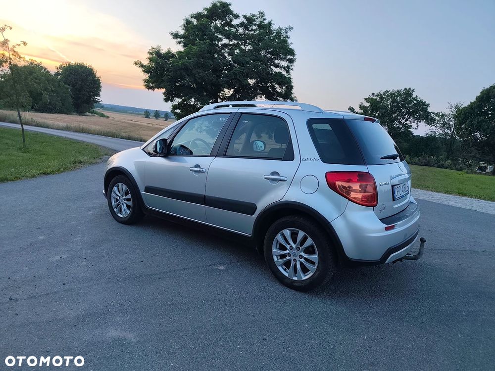 Suzuki SX4 1.6 Topline Edition 4WD - 3