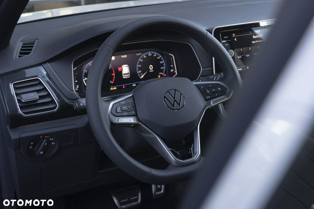 Volkswagen T-Cross - 12
