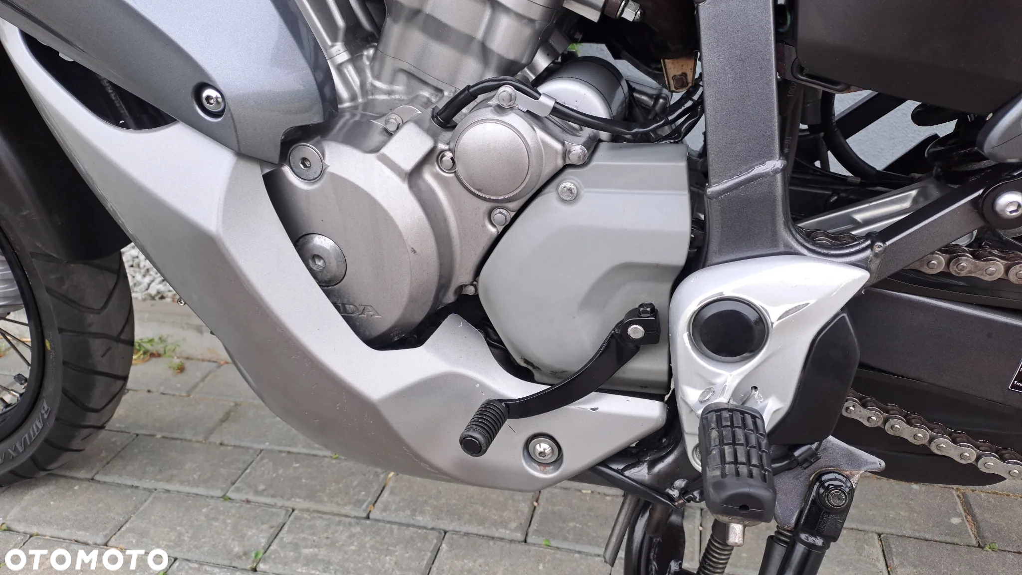 Honda XL - 16