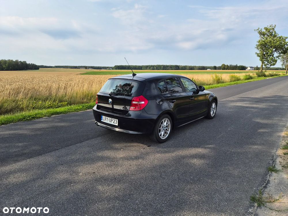 BMW Seria 1 118d DPF - 4