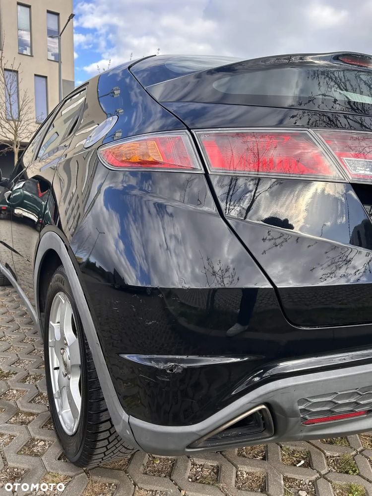 Honda Civic 1.8 Comfort - 3