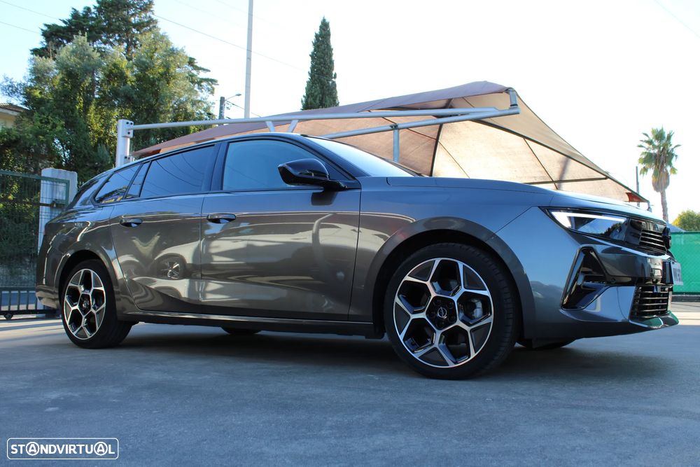 Opel Astra Sports Tourer 1.2 T GS Line - 4