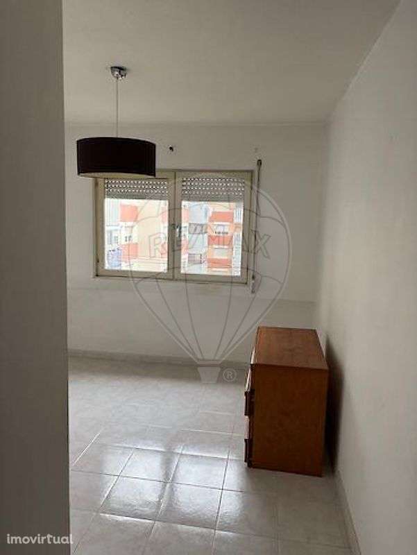 Apartamento T2 para venda - Grande imagem: 2/4