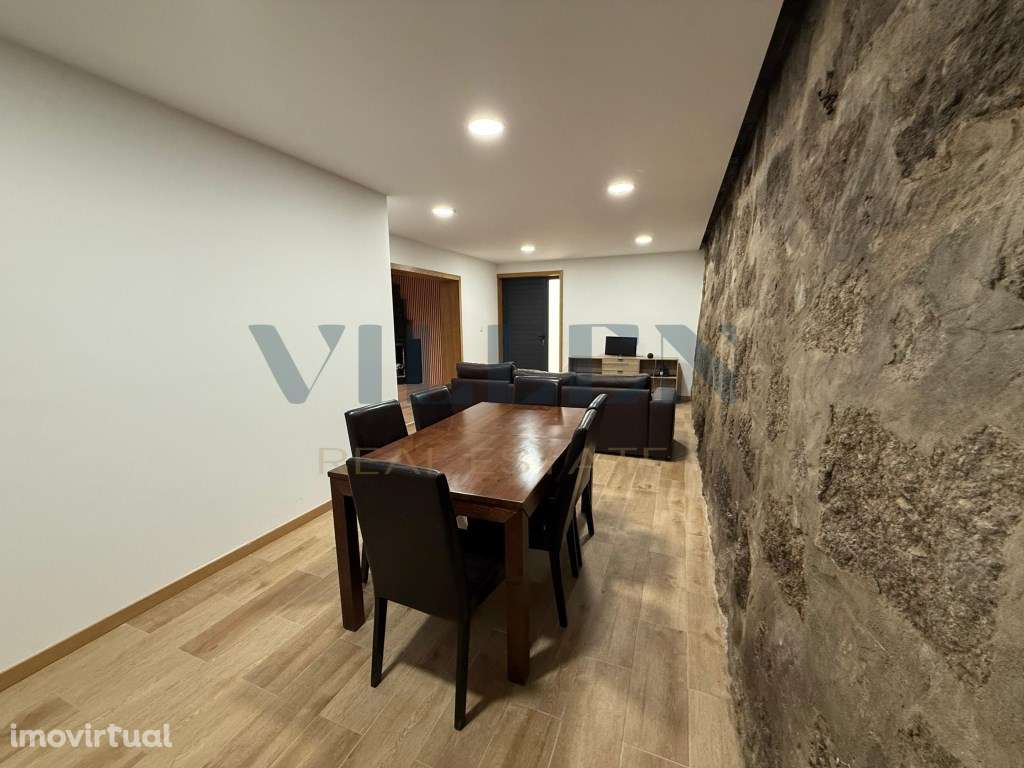 Moradia com 3.000m² de Terreno a 500m da A3 - Espaço, Conforto e Lo... - Grande imagem: 5/40