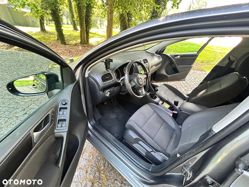 Volkswagen Golf VI 1.6 TDI Comfortline - 8