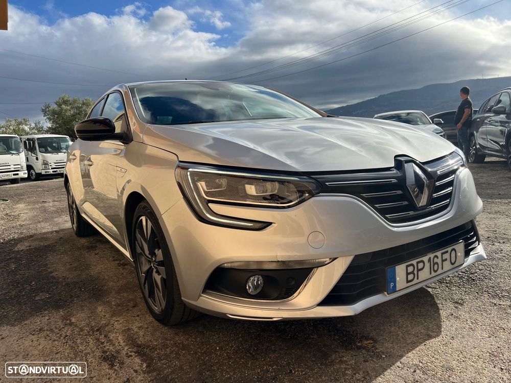 Renault Mégane 1.5 Blue dCi Bose Edition EDC - 4