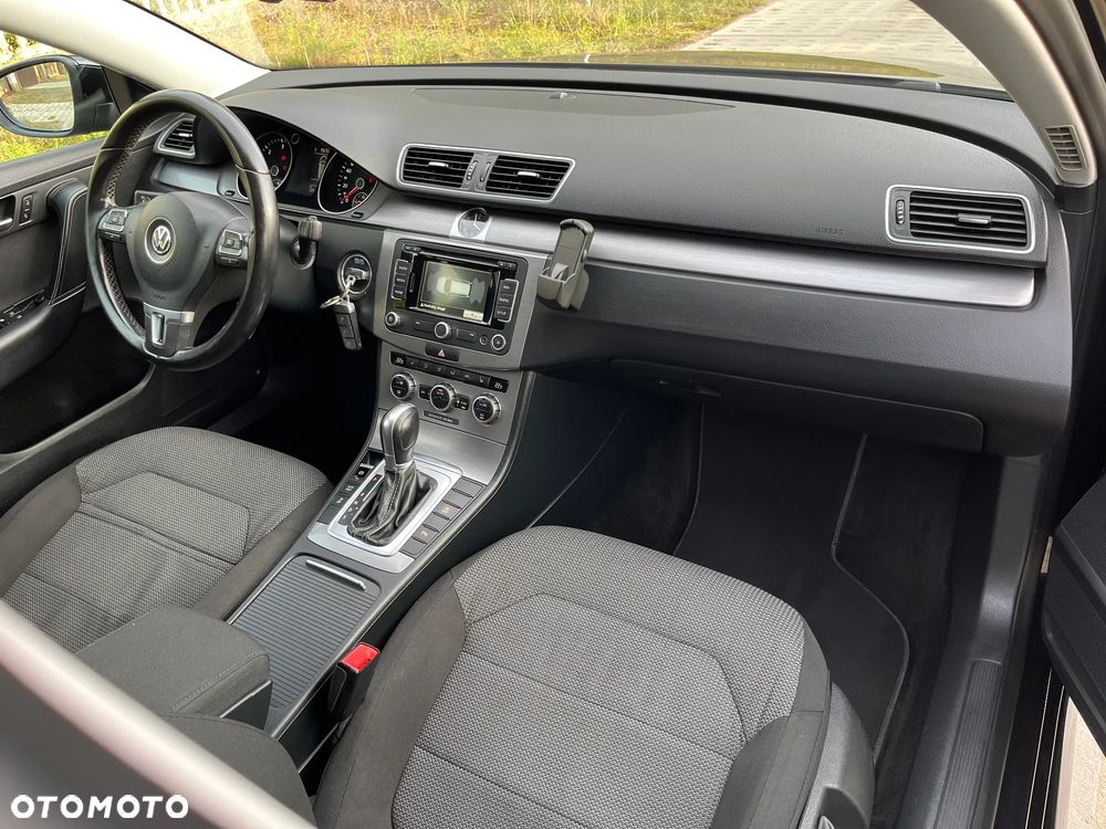 Volkswagen Passat Variant 2.0 Blue TDI DSG SCR Highline - 21