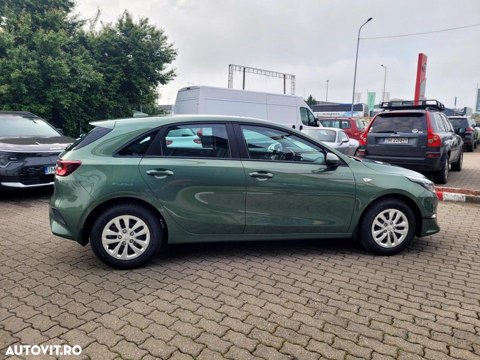 Kia Ceed - 7