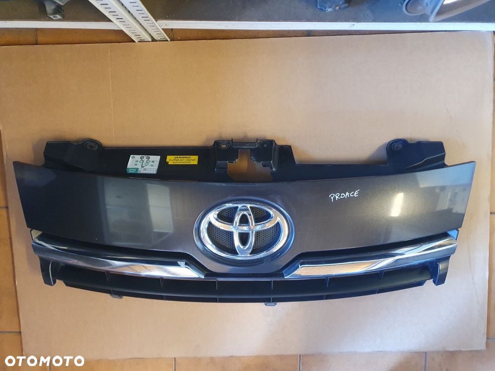 GRILL ATRAPA TOYOTA PROACE - 4