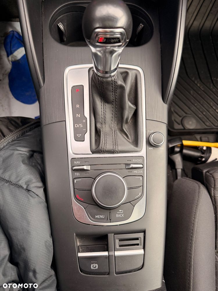 Audi A3 3-drzwiowe 1.8 TFSI Ambiente S tronic - 17