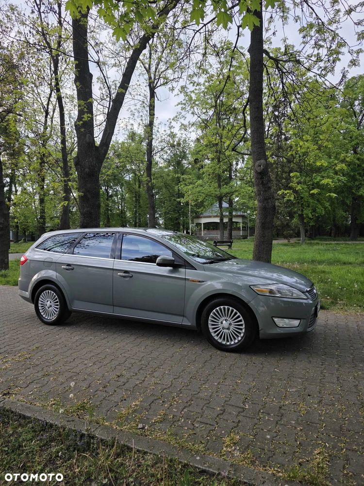 Ford Mondeo 1.8 TDCi Ghia - 9