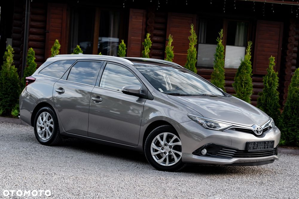 Toyota Auris 1.6 D-4D Comfort - 6