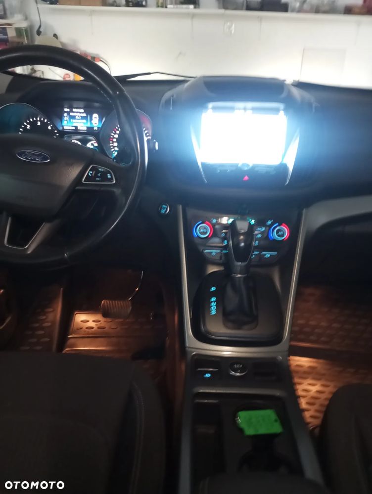 Ford Kuga 2.0 TDCi 4x4 Cool & Connect - 17