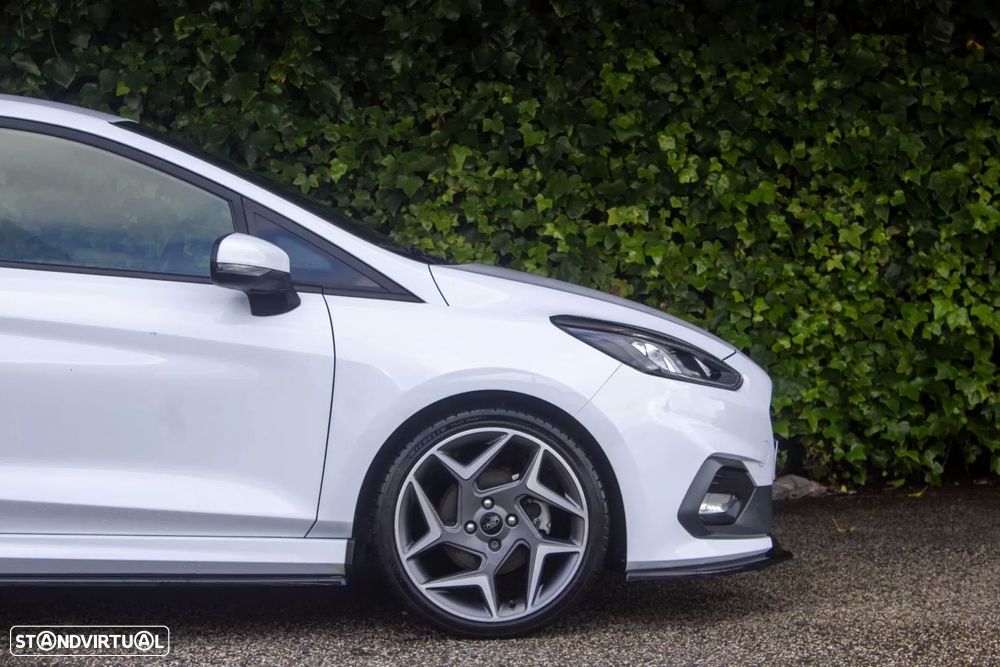 Ford Fiesta 1.5 EcoBoost ST - 5