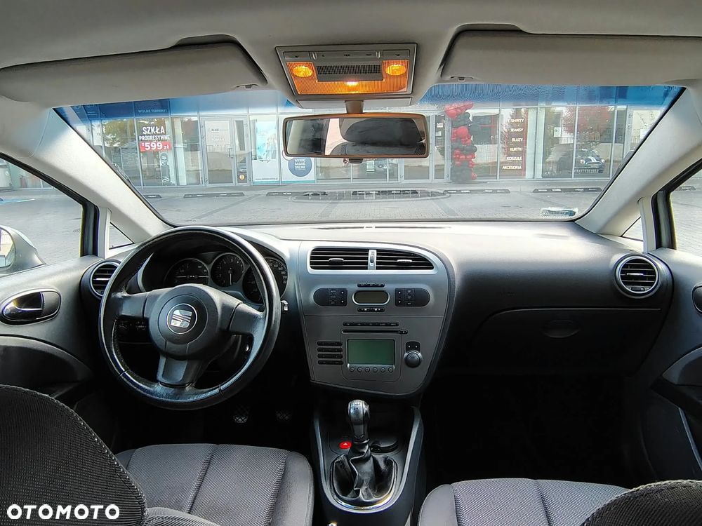 Seat Leon 2006 photo 2