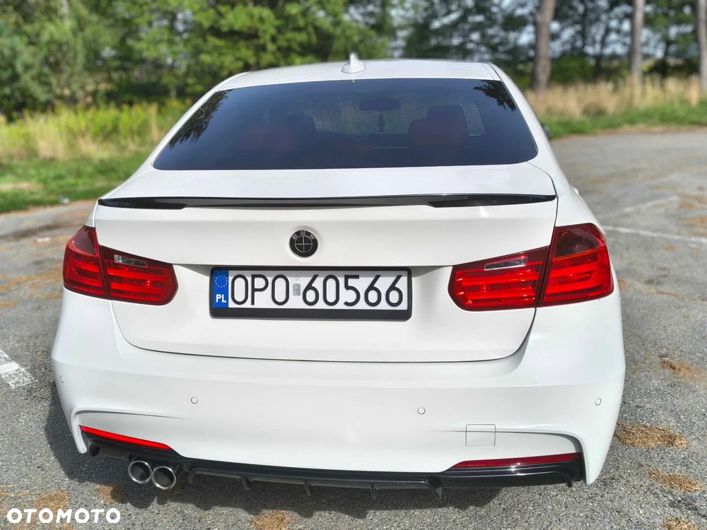 BMW Seria 3 335d xDrive Edition M Sport Shadow - 11