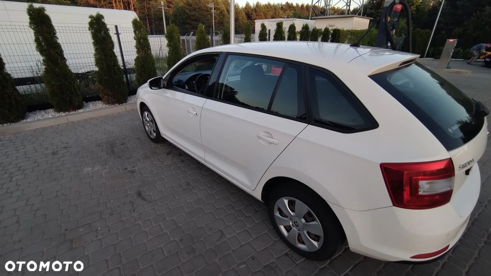 Skoda RAPID - 7