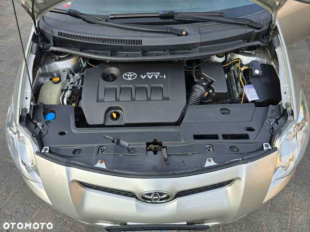 Toyota Auris - 40