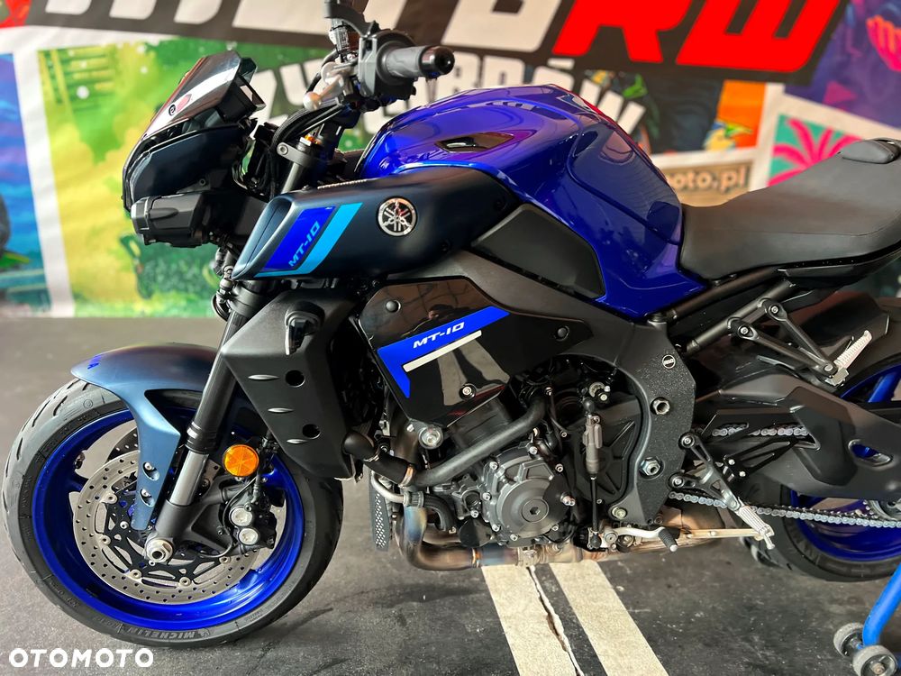 Yamaha MT - 19