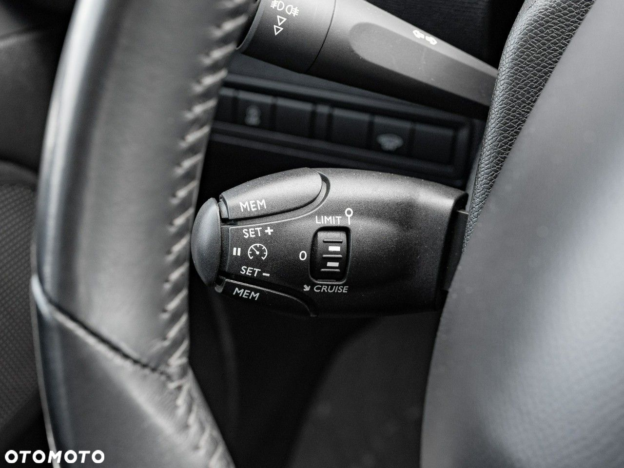 Peugeot 308 1.5 BlueHDi Active Pack S&S - 19