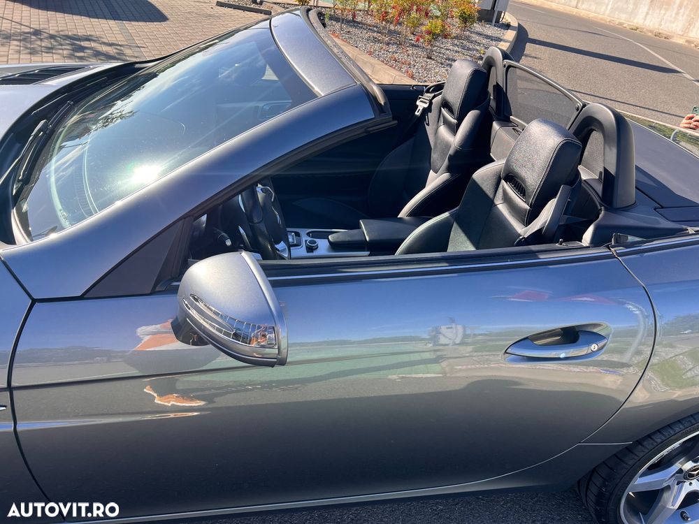 Mercedes-Benz SLC 180 9G-TRONIC - 9