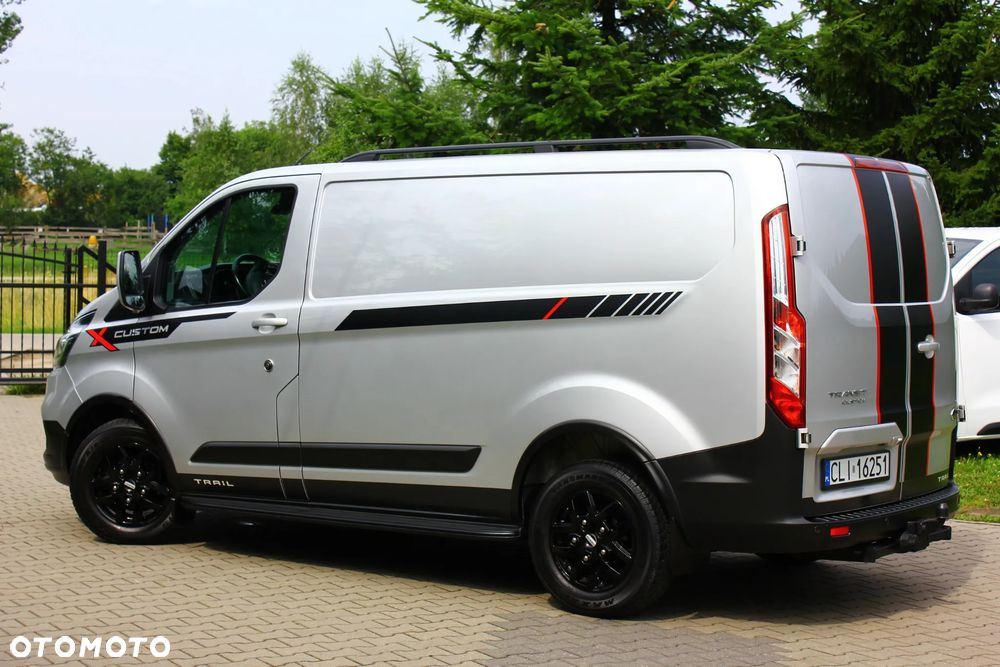 Ford TRANSIT CUSTOM TRAIL 2.0 TDCI 131KM 3 OSOBOWY NAVIGACJA KAMERA FELGI FULL OPCJA STAN PERFEKT FV23% - 9