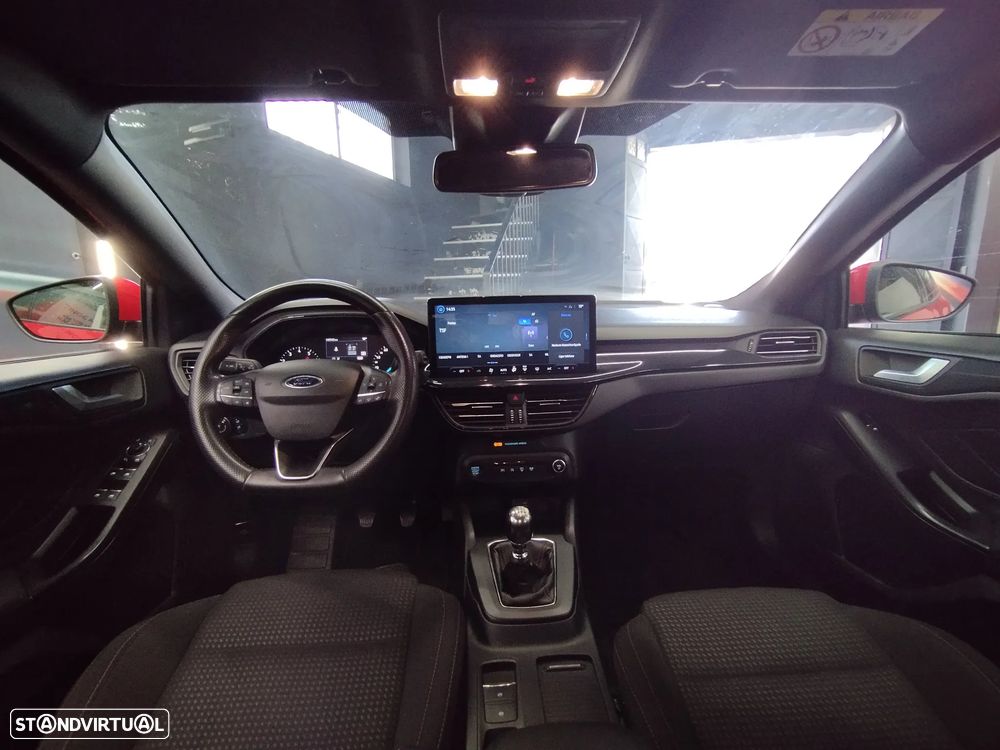 Ford Focus 1.0 EcoBoost ST-Line - 14