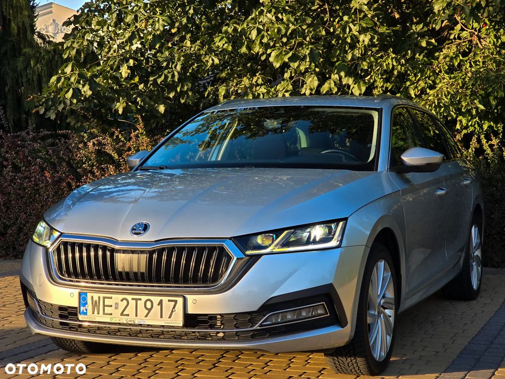 Skoda Octavia 2021 photo 3