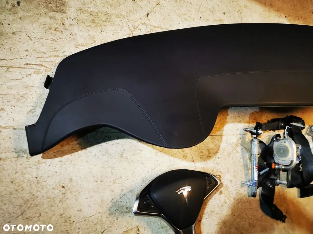Tesla Model S DESKA ROZDZIELCZA konsola kokpit pulpit poduszki airbag pasy KOMPLET ORYGINALNY - 2