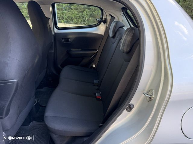 Peugeot 108 1.0 VTI Top! Allure - 19
