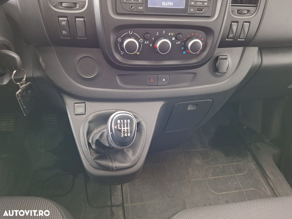 Renault Trafic 2.0 Blue dCi 120 Combi L1H1 8+1 locuri Authentique - 16