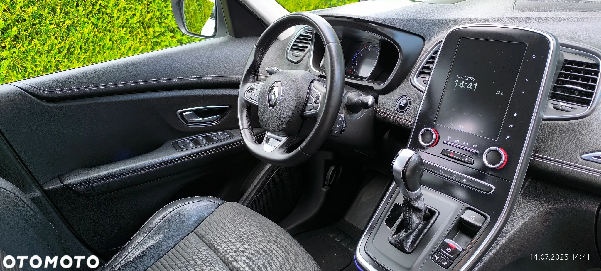 Renault Grand Scenic - 22