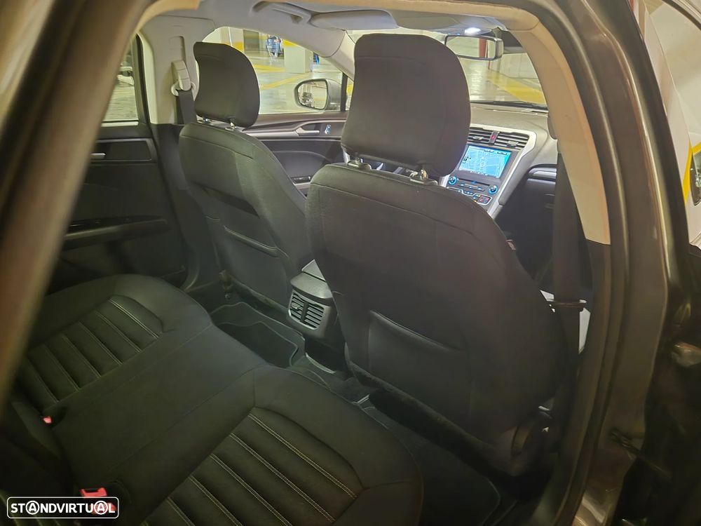 Ford Mondeo SW 1.5 TDCi Titanium ECOnetic - 42