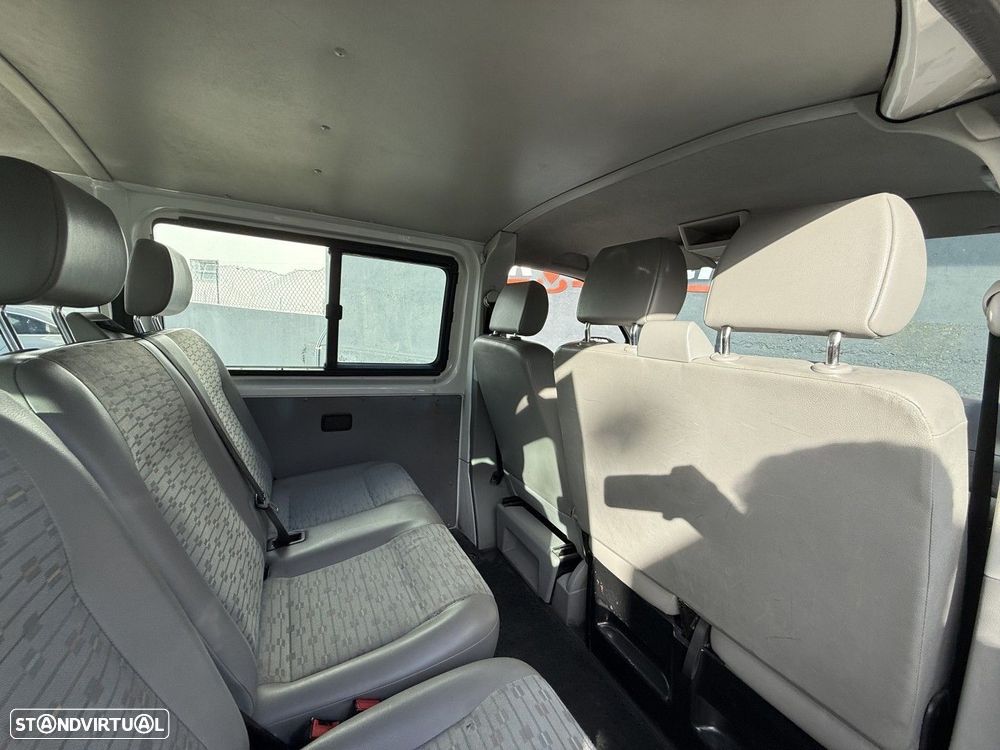 VW Transporter Transport 2.0 TDi 114 Extra AC T.Crianças BlueMotion - 12