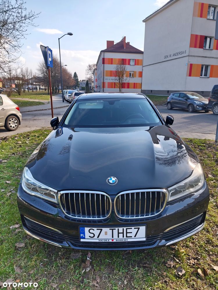 BMW Seria 7 750Li xDrive - 3